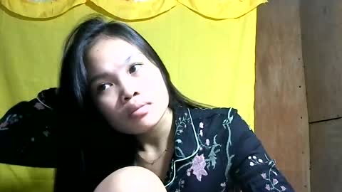 Snapshot of sexypinay1815 chatting on 06/29/26, 02:06 Sexypinay online show from 06/29/26, 02:06