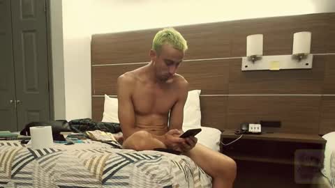 Snapshot of sexypossum chatting on 04/04/26, 01:52 Possum online show from 04/04/26, 01:52