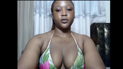 Snapshot of sexyprimxx chatting on 04/19/26, 07:27 sexyprimxx online show from 04/19/26, 07:27