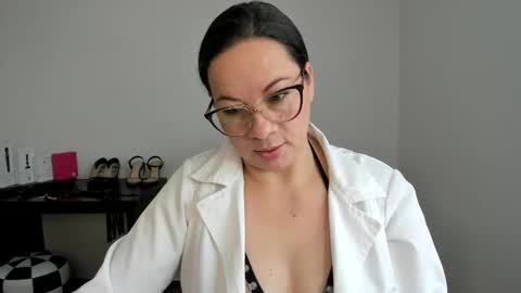Sexy Psychologist online show from 09/23/25, 05:38