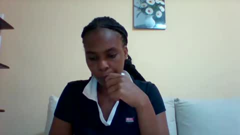 Snapshot of sexyqueen3457132 chatting on 01/21/25, 09:13 DOVY ACHIENG online show from 01/21/25, 09:13