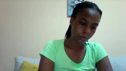 Snapshot of sexyqueen3457132 chatting on 01/31/25, 11:13 DOVY ACHIENG online show from 01/31/25, 11:13