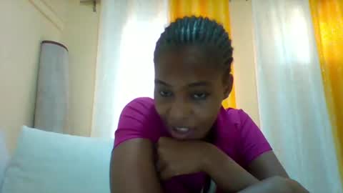 Snapshot of sexyqueen3457132 chatting on 02/12/25, 11:40 DOVY ACHIENG online show from 02/12/25, 11:40