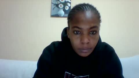 Snapshot of sexyqueen3457132 chatting on 02/17/25, 03:47 DOVY ACHIENG online show from 02/17/25, 03:47