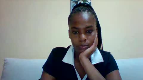Snapshot of sexyqueen3457132 chatting on 02/18/25, 10:36 DOVY ACHIENG online show from 02/18/25, 10:36