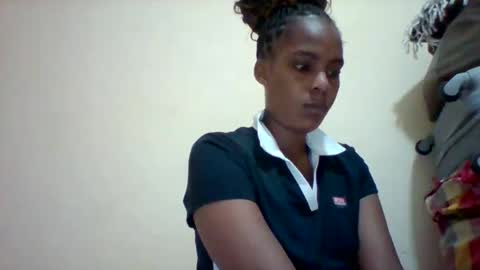 Snapshot of sexyqueen3457132 chatting on 02/19/25, 01:40 DOVY ACHIENG online show from 02/19/25, 01:40