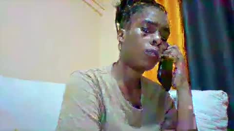 Snapshot of sexyqueen3457132 chatting on 03/04/25, 04:09 DOVY ACHIENG online show from 03/04/25, 04:09