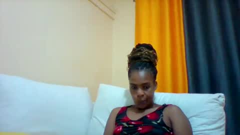 Snapshot of sexyqueen3457132 chatting on 03/05/25, 06:34 DOVY ACHIENG online show from 03/05/25, 06:34