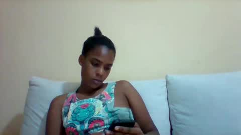 Snapshot of sexyqueen3457132 chatting on 03/08/25, 10:02 DOVY ACHIENG online show from 03/08/25, 10:02