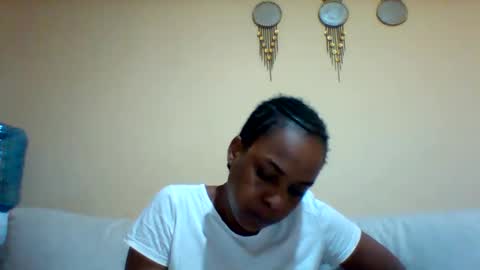 Snapshot of sexyqueen3457132 chatting on 09/11/25, 10:04 DOVY ACHIENG online show from 09/11/25, 10:04