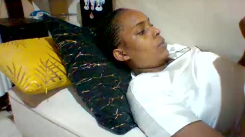 Snapshot of sexyqueen3457132 chatting on 09/20/25, 01:12 DOVY ACHIENG online show from 09/20/25, 01:12