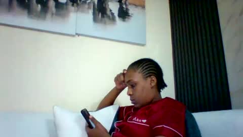 Snapshot of sexyqueen3457132 chatting on 10/15/25, 06:52 DOVY ACHIENG online show from 10/15/25, 06:52