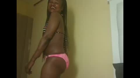 queenivy online show from 09/20/25, 04:52