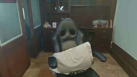 Snapshot of sexyrachel_ chatting on 02/10/26, 12:09 R A C H E L online show from 02/10/26, 12:09