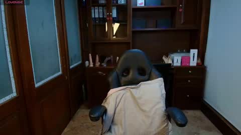 Snapshot of sexyrachel_ chatting on 02/21/26, 12:06 R A C H E L online show from 02/21/26, 12:06