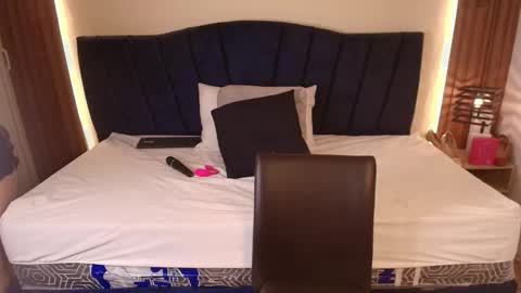 Snapshot of sexyrachel_ chatting on 03/10/26, 12:10 R A C H E L online show from 03/10/26, 12:10