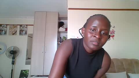 sexyreddebony online show from 02/23/25, 11:00