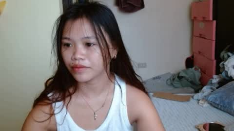 Snapshot of sexyreesebunny chatting on 04/14/26, 06:30 Reese online show from 04/14/26, 06:30