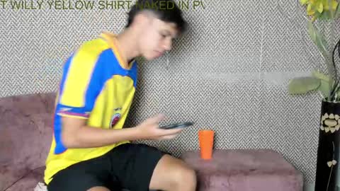 Snapshot of sexys_boys18 chatting on 11/03/25, 02:18 MATIAS-18 THIAHO -18 MAX-19 NICOKALY-19 CAIN-19 MOD ESTEBAN online show from 11/03/25, 02:18