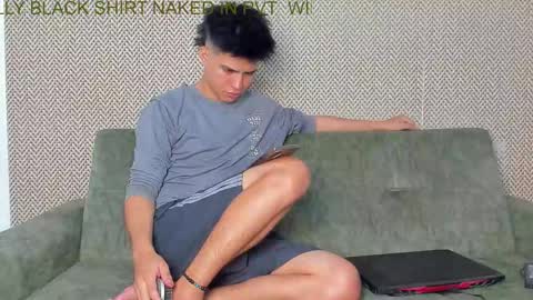 Snapshot of sexys_boys18 chatting on 11/13/25, 07:35 MATIAS-18 THIAHO -18 MAX-19 NICOKALY-19 CAIN-19 MOD ESTEBAN online show from 11/13/25, 07:35