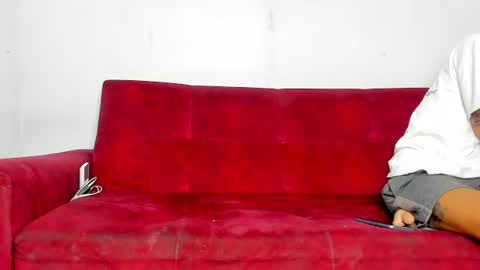 Snapshot of sexys_boys18 chatting on 07/10/26, 01:58 MATIAS-18 THIAHO -18 MAX-19 NICOKALY-19 CAIN-19 MOD ESTEBAN online show from 07/10/26, 01:58