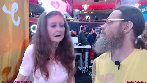 Snapshot of sexysandra_n_sirchristopher chatting on 01/18/25, 11:22 Sexy Sandra and Sir Christopher online show from 01/18/25, 11:22