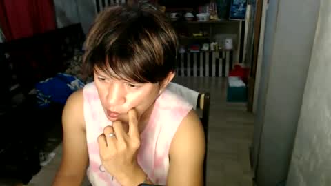 Snapshot of sexyseductionxx chatting on 06/08/26, 04:40 carl online show from 06/08/26, 04:40