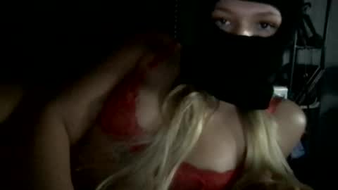 serena  online show from 12/03/25, 04:42