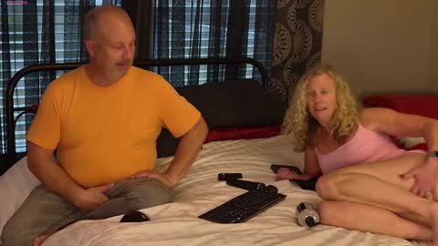 Snapshot of sexystackie chatting on 01/27/25, 09:22 Princess Jackie and Daddy Steve online show from 01/27/25, 09:22