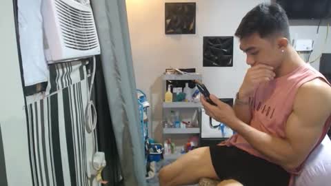 sexystrongcum online show from 02/17/26, 03:58