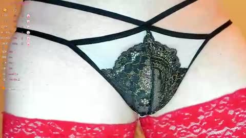 Snapshot of sexythongslut chatting on 06/10/26, 05:45 Sexythongslut online show from 06/10/26, 05:45