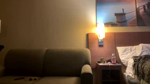 Smooth bi guy online show from 12/22/24, 05:34