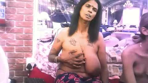 sexyva4u2luv online show from 12/19/25, 10:00