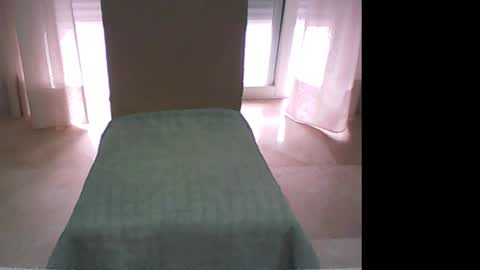 Snapshot of sexyvainilla69 chatting on 03/01/25, 11:39 SlaveForYourPussy69 online show from 03/01/25, 11:39