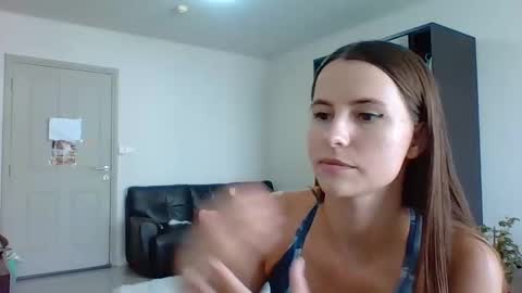 Snapshot of sexyviolettcat chatting on 03/09/26, 02:15 Victory online show from 03/09/26, 02:15