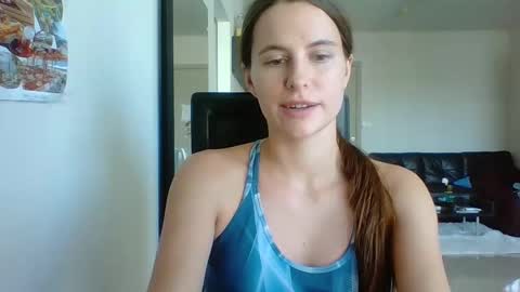 Snapshot of sexyviolettcat chatting on 03/18/26, 03:09 Victory online show from 03/18/26, 03:09