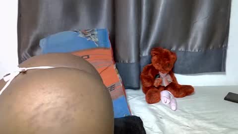 Snapshot of sexyvivah chatting on 08/05/26, 05:38 sexybaby online show from 08/05/26, 05:38
