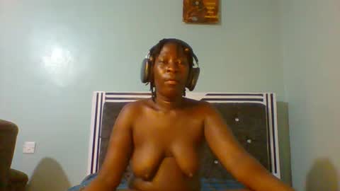 VIVIAN online show from 01/22/25, 11:56