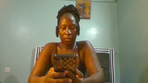 VIVIAN online show from 03/02/25, 09:22