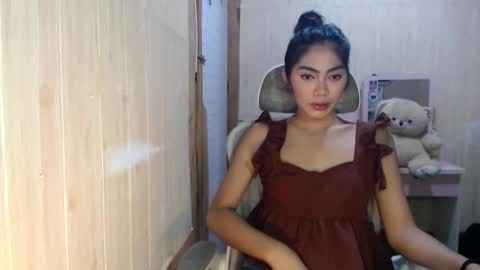 Snapshot of sexyxenaaa chatting on 09/23/25, 04:21 Xenaaa online show from 09/23/25, 04:21