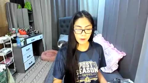 Snapshot of sexyxenaaa chatting on 12/20/25, 07:32 Xenaaa online show from 12/20/25, 07:32