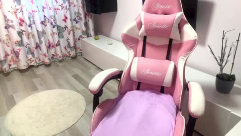 Snapshot of sexyycouple22 chatting on 01/23/25, 09:08 Sexycouple online show from 01/23/25, 09:08