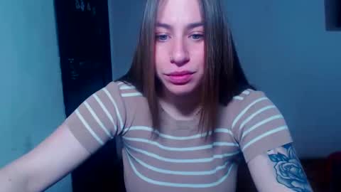 Snapshot of sexyyuliia777 chatting on 04/18/26, 06:39 Yuliia online show from 04/18/26, 06:39