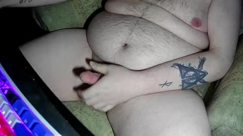 Snapshot of sexzilla15 chatting on 04/19/26, 06:35 no face online show from 04/19/26, 06:35