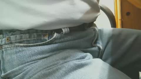 Snapshot of sflgentlman chatting on 10/17/25, 08:33 Bruce online show from 10/17/25, 08:33