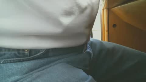 Snapshot of sflgentlman chatting on 04/03/26, 07:12 Bruce online show from 04/03/26, 07:12