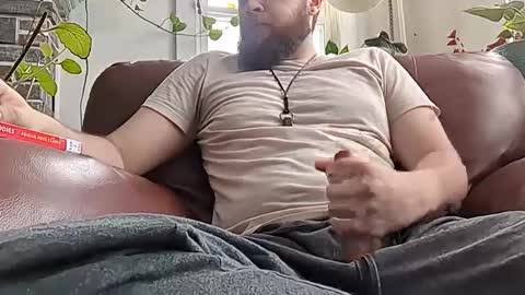 Snapshot of sg556 chatting on 02/03/26, 02:11 Gee online show from 02/03/26, 02:11