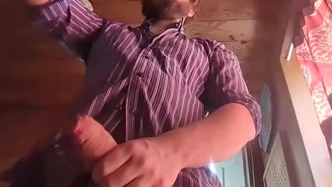 Snapshot of sg556 chatting on 04/21/26, 11:49 Gee online show from 04/21/26, 11:49