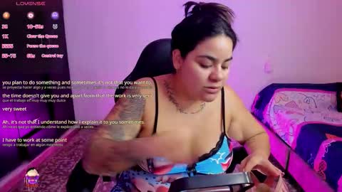 Snapshot of shaaroonhillss1 chatting on 11/03/25, 05:36 sharoon online show from 11/03/25, 05:36