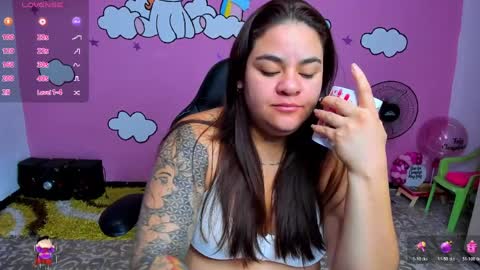 Snapshot of shaaroonhillss1 chatting on 04/01/26, 11:33 sharoon online show from 04/01/26, 11:33